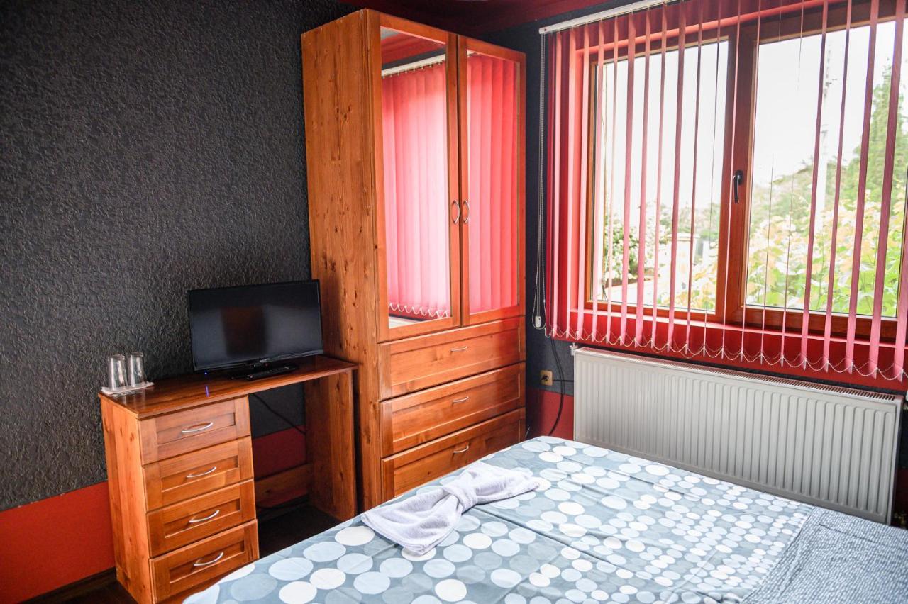 Medi Guest House Sapareva Banya ภายนอก รูปภาพ